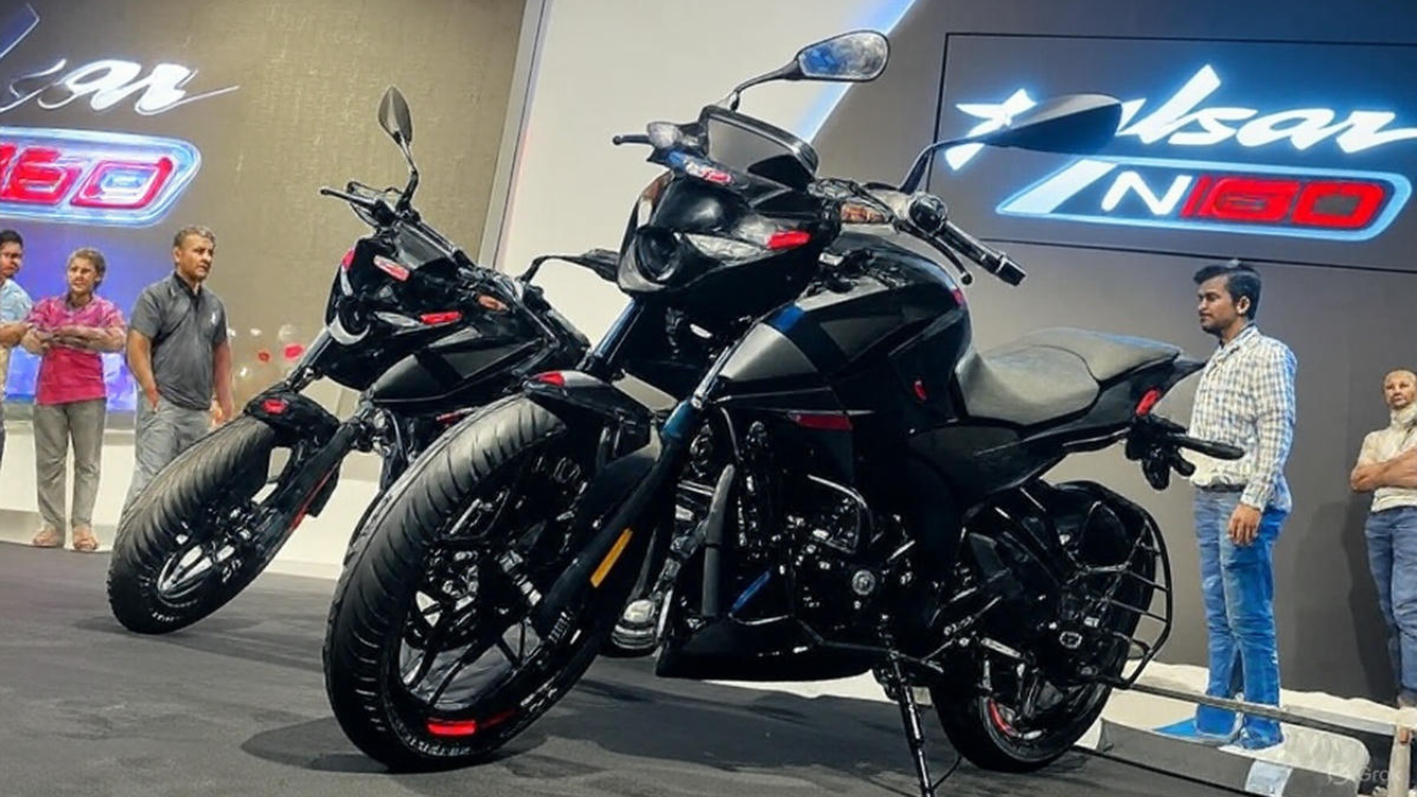 Bajaj Pulsar N160 2025